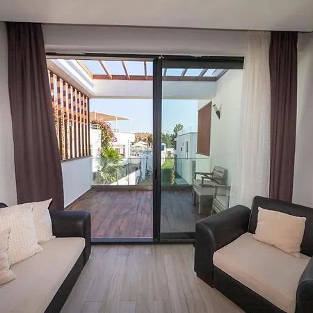 Lejlighed Modern Apartment Near Beach With Central Location In Bodrum