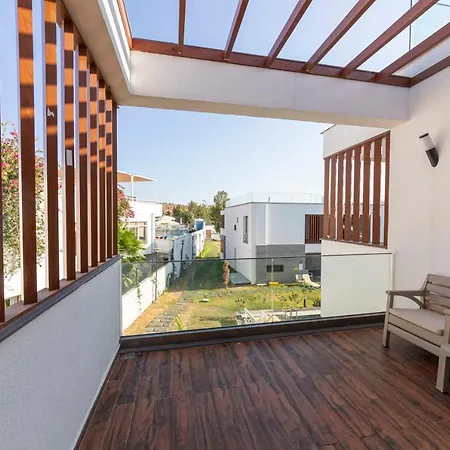 Appartamento Modern Apartment Near Beach With Central Location In Bodrum